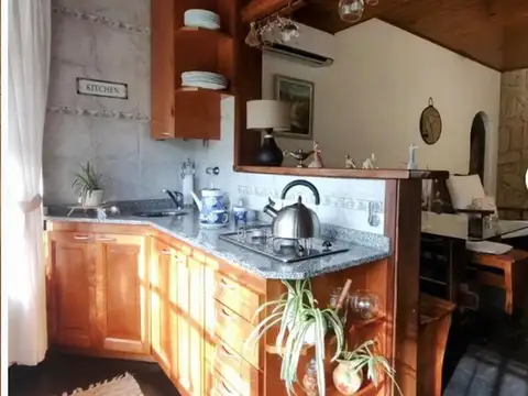Casa 3 ambientes con 1 baño