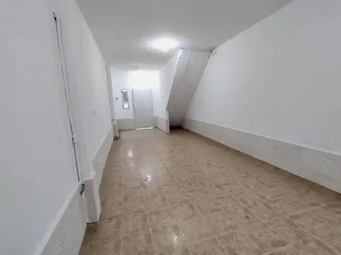 Depto Tipo Casa en Alquiler de 2 dormitorios