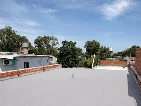 GALPON / SALON COMERCIAL EN VENTA