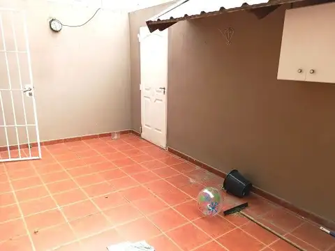 ¡Oportunidad! PH tipo dúplex, sin expensas, en Arroyito. Opcion FINANCIACION