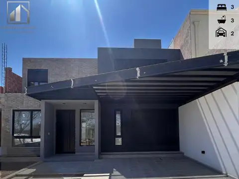 CASA 3 DORMITORIOS - MIRADORES DE MANANTIALES