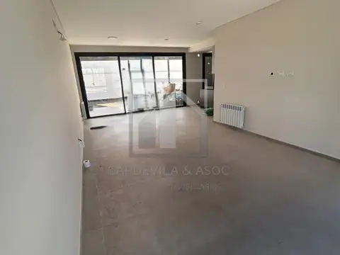 Casa en Venta en Miradores De Manantiales, USD 320.000