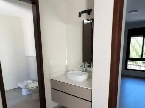 CASA 3 DORMITORIOS - MIRADORES DE MANANTIALES