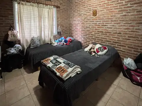 Casa 3 ambientes con 2 baños