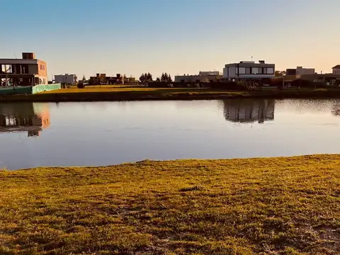 Lote en San Lucas a la laguna 