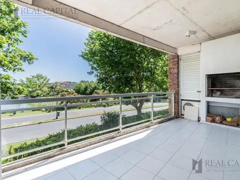 Departamento en Alquiler con 2 cocheras