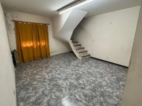 VENTA - CASA 4 AMB AVELLANEDA
