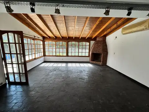 Venta casa 5 ambientes pileta y parrilla APTA CRÉDITO - Barrio Mapuche , Pilar