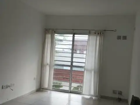 Catamarca 2660 , Piso 1