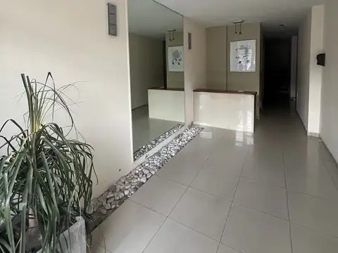 Sanabria 2100, Piso 5
