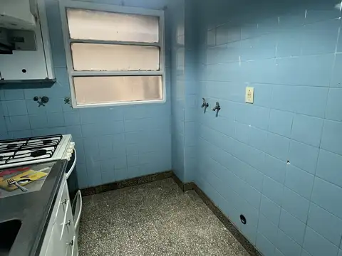 Sanabria 2100, Piso 5