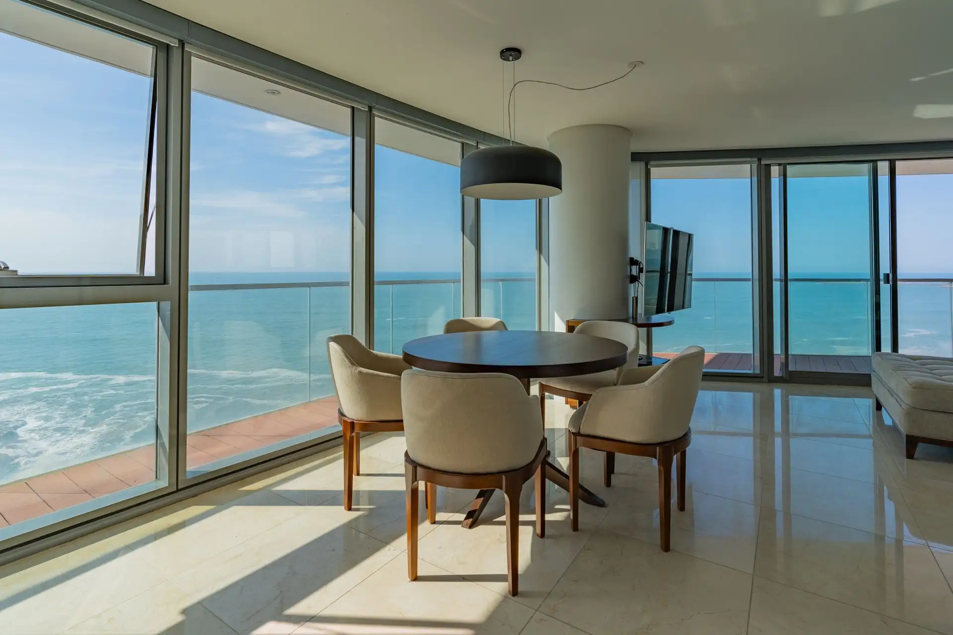 Depto 3 amb lujoso frente al mar, 125m² en Playa Chica