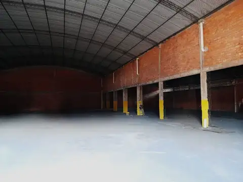 Galpon en Venta 36  mts Frente