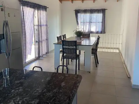 Casa en Venta en Gonzalez Catan, USD 100.000