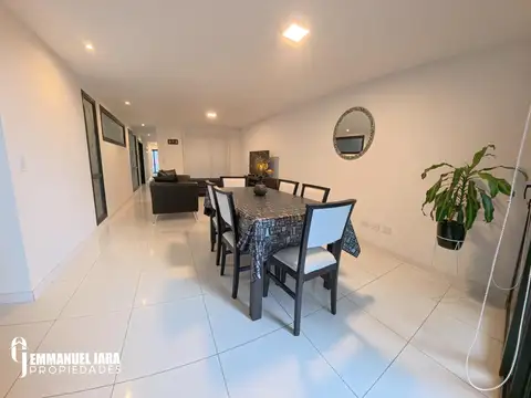 Departamento 3 ambientes con 3 baños