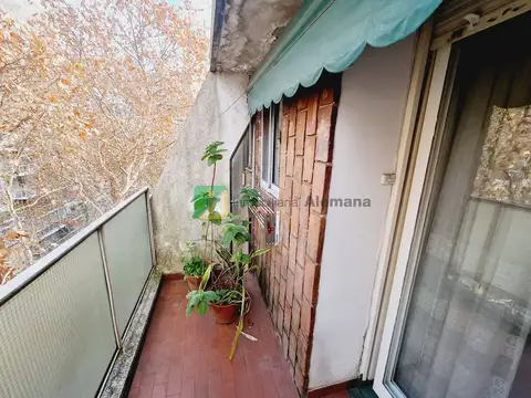 Zapiola 2000, Piso 8