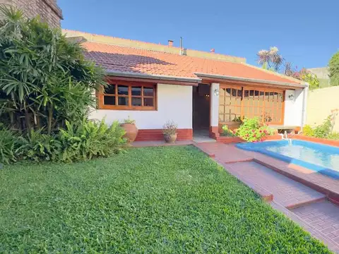 VENTA CASA LOTE PROPIO - QUINCHO/PILETA/COCHERA