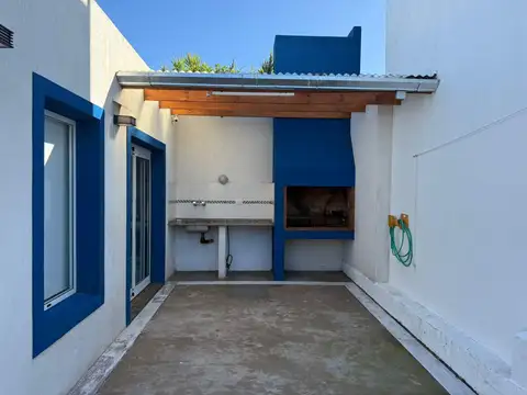 CALLE 44 ENTRE 23 Y 25 CLAROMECO