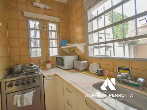 Local en Venta en Burzaco, USD 270.000