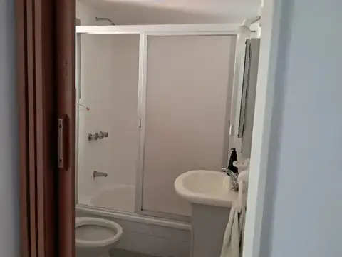 Holmberg 4100, Piso 1