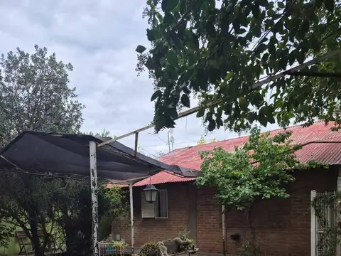 Casa 12 ambientes con 6 baños