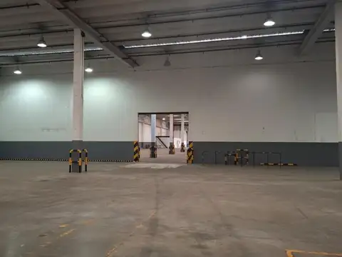 Alquiler Nave Industrial 5200 m² Premium AAA en Pablo Podestá