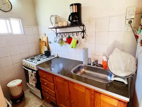 Vivienda multifamiliar  ( casa   Ph TRES ambientes)  Local