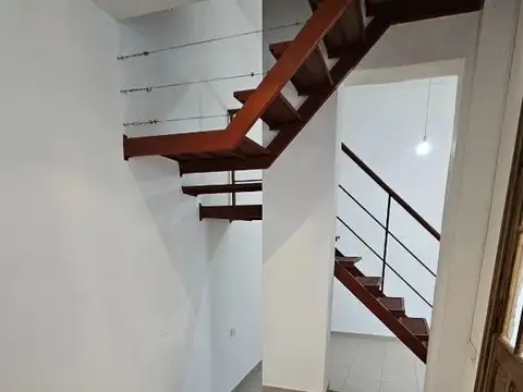 Depto Tipo Casa en Venta de 1 dormitorio