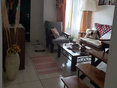 Casa en Alquiler con 1 cochera
