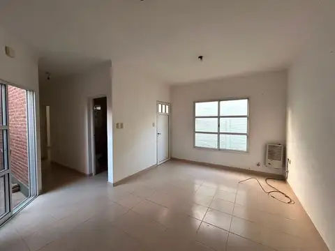 Departamento en Alquiler en Esperanza, $ 710.000