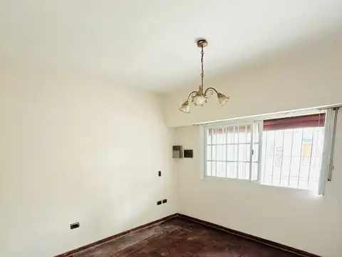 Depto Tipo Casa en Alquiler de 1 dormitorio