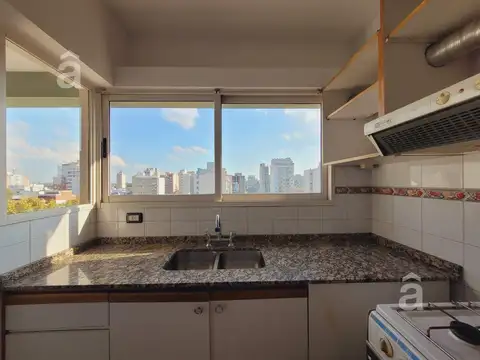 Boulevard Ballester al 5000 entre Lavalle y General Paz