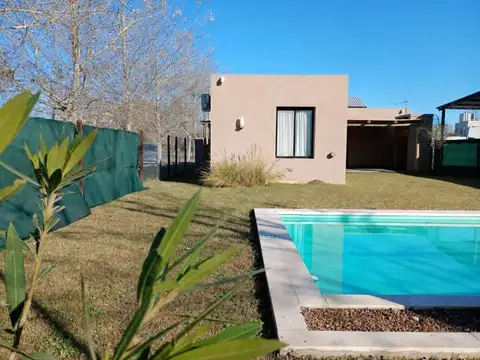 Casa en Roldan 2 dormitorios -Totoras 2916