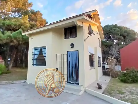 Venta Casa en Nueva Atlantis 4 ambientes permuta