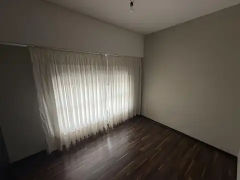 Departamento en Alquiler en Berazategui, $ 950.000