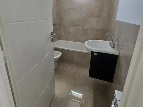 Alsina 719 - 2 ambientes a estrenar con posibilidad de cochera