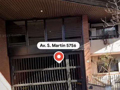 Edificio de Cocheras Av San Martin a mtrs de Av Beiro 