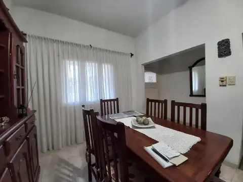 CASA EN VENTA EN JOSE LEON SUAREZ