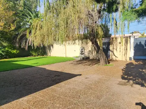 Casa en Venta en Villa Luzuriaga, USD 530.000