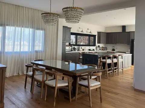 Casa en Venta en Junin, USD 550.000