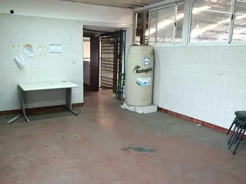Galpón en alquiler de 650m2 ubicado en Loma Hermosa