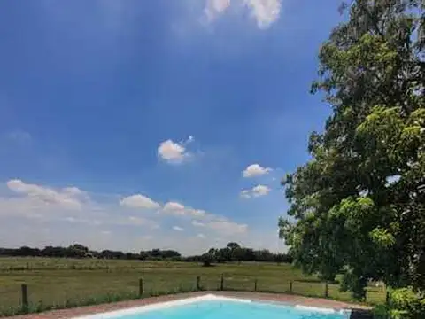 M498+F9, Loma Verde, Buenos Aires Province, Argentina