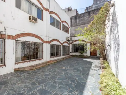 Edificio Comercial en venta - Oficinas - Local - 421Mts2 - Morón