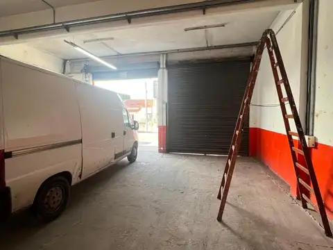 Galpon en Alquiler en Las Avenidas, $ 2.500.000