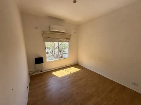 Departamento en Alquiler en Villa Sarmiento, $ 500.000