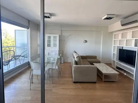 Departamento en Alquiler en Olivos Vias/Rio, USD 2.200