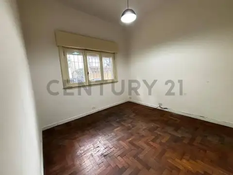 PH 3 Ambientes con Patio en Venta, Saavedra