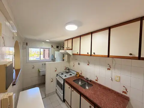 Departamento de 2 amb. en Castelar Norte