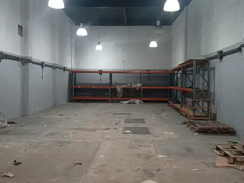 Galpon en Alquiler 28  mts Fondo