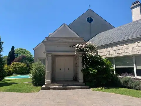 Casa en Alquiler Temporal en Los Troncos, USD 30.000